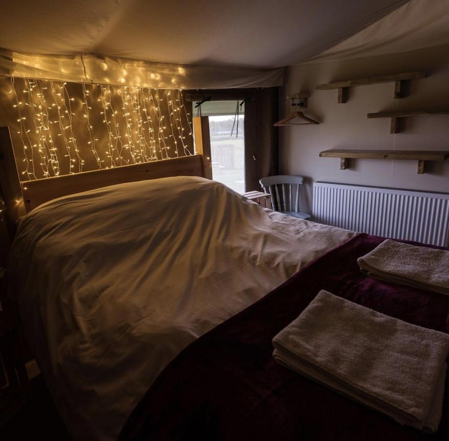 Midleydown Luxury Glamping Hotel Ексетър Екстериор снимка